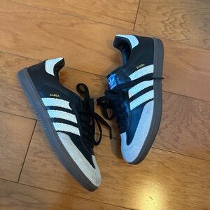 Black samba sneakers